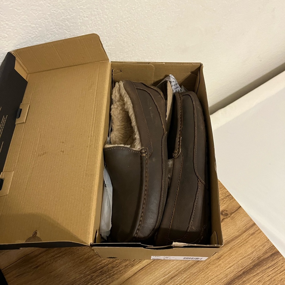 Ugg Ascot Slipper